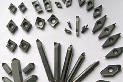 金刚石刀具生产厂家：金刚石刀具特性及用途！